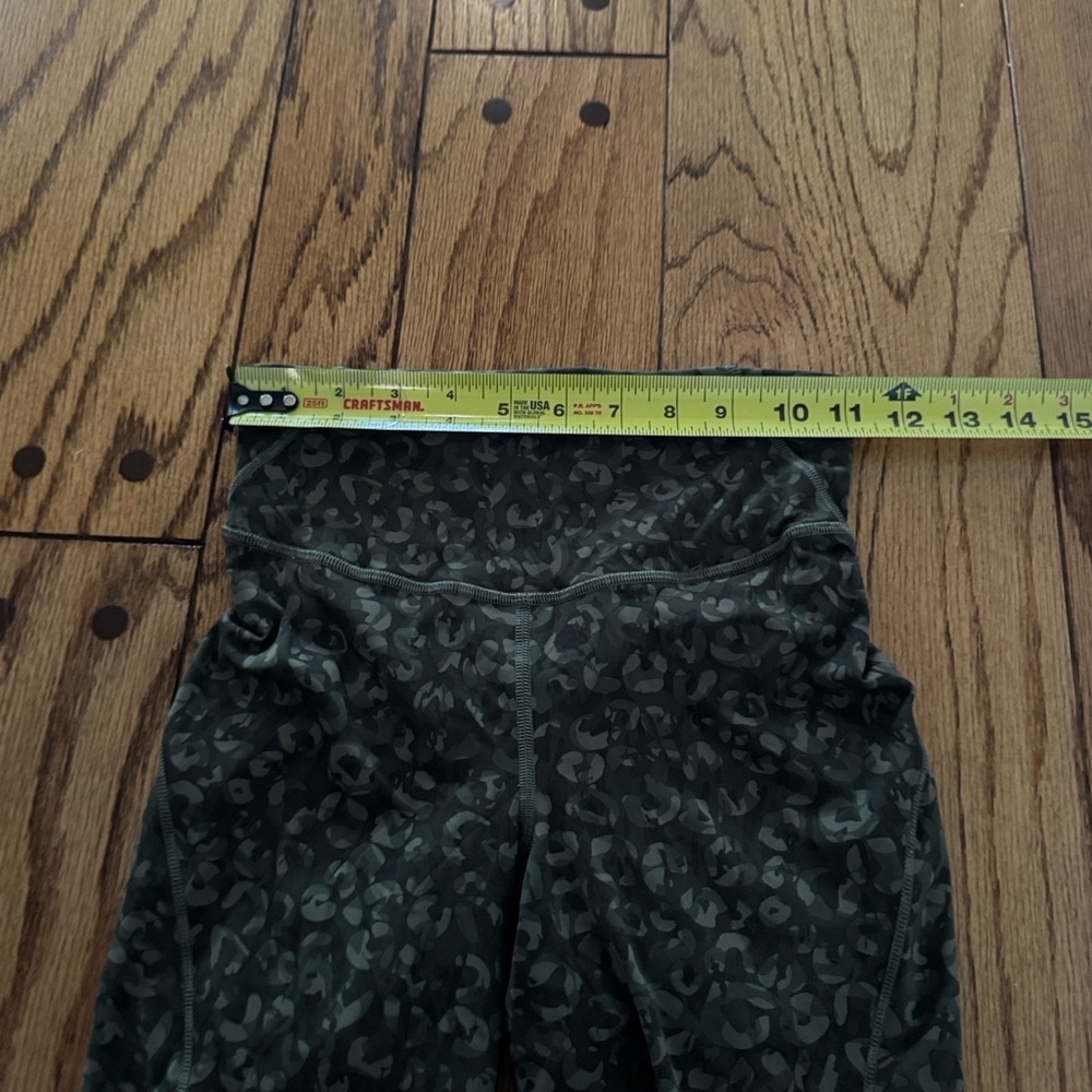 Lululemon Base‎ Pace High-Rise Tight 25" Intertwined Camo Medium Olive Multi 2 - Picture 9 of 11